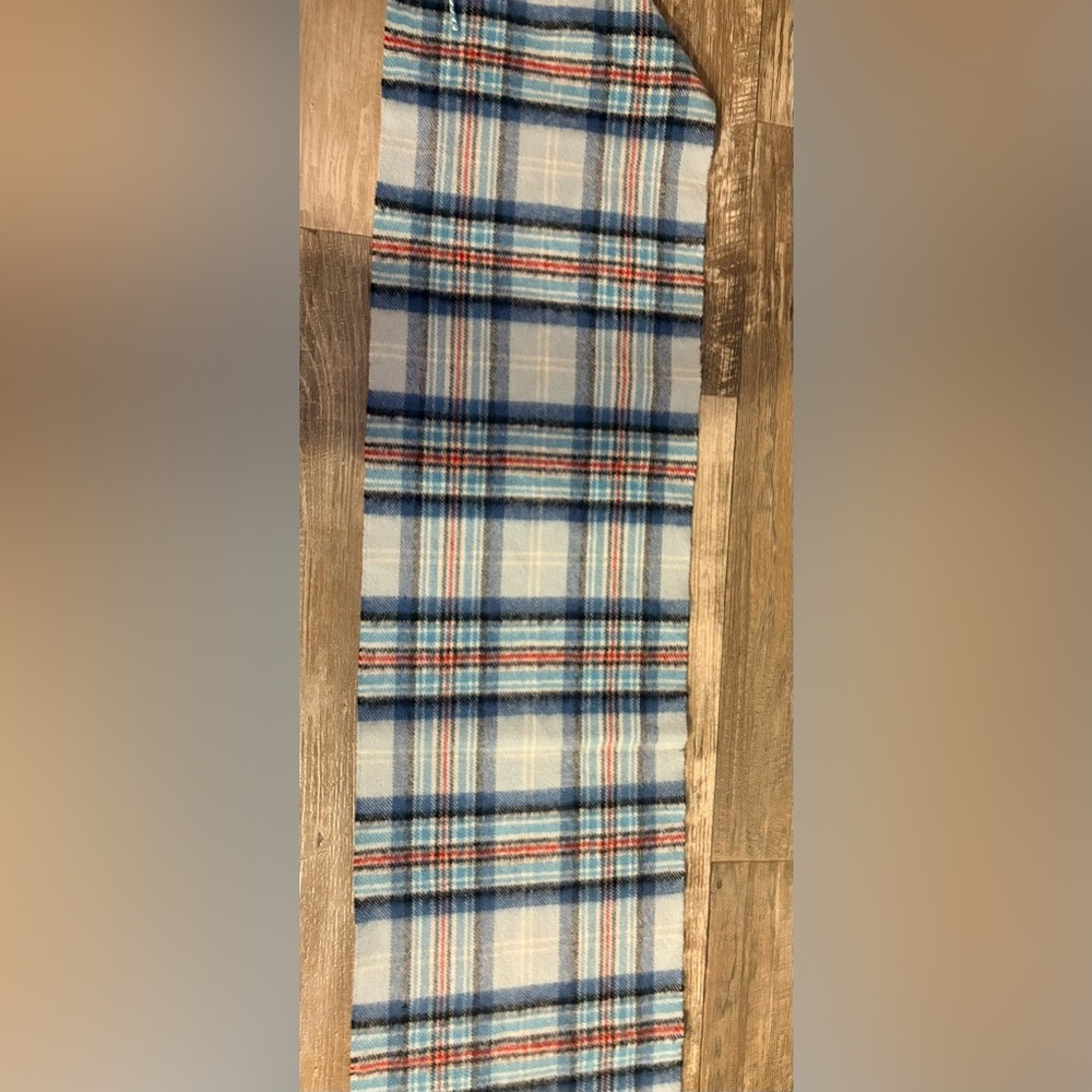 Lochcarron of Scotland Diana Princess of Wales Memorial Tartan Scarf - Picture 4 of 7